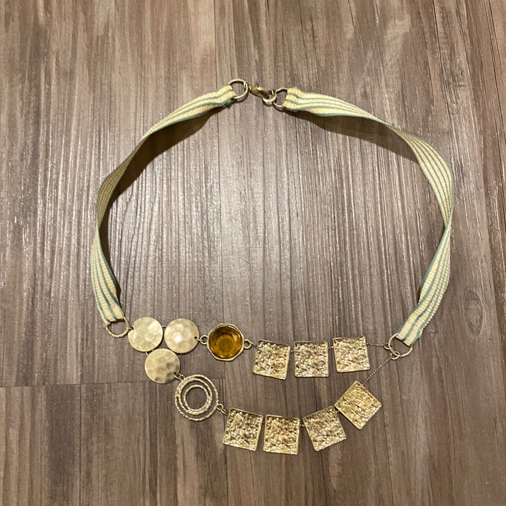 Ribbon necklace with gold charms